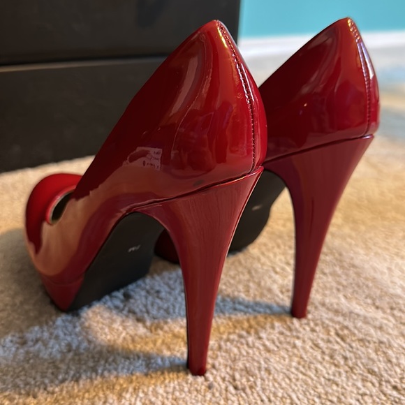 Bright Red High Heels - Picture 8 of 8